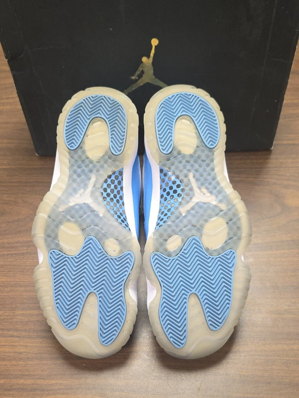 Jordan 11 Retro Low UNC White/University Blue 528895-106 Men's 9 OG All